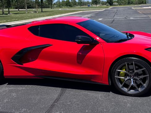 Used 2023 Chevrolet Corvette Stingray Preferred Cpe w/ Z51 Performance Package RWD image 5