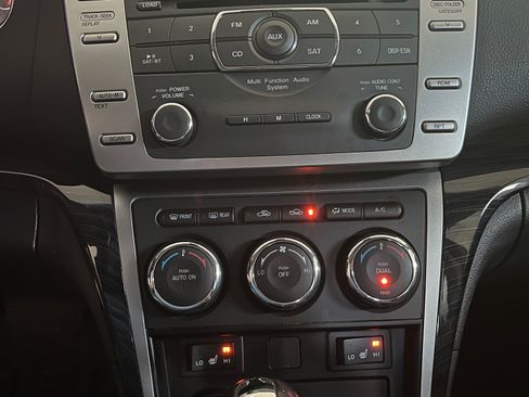 Used 2009 MAZDA MAZDA6 i Grand Touring w/ Moonroof & Bose Pkg image 28