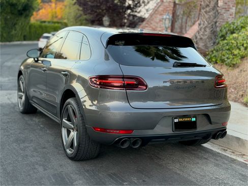 Used 2018 Porsche Macan GTS AWD/4WD image 6