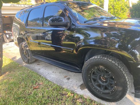 Used 2007 Chevrolet Tahoe LT w/ LT Preferred Equipment Group image 2