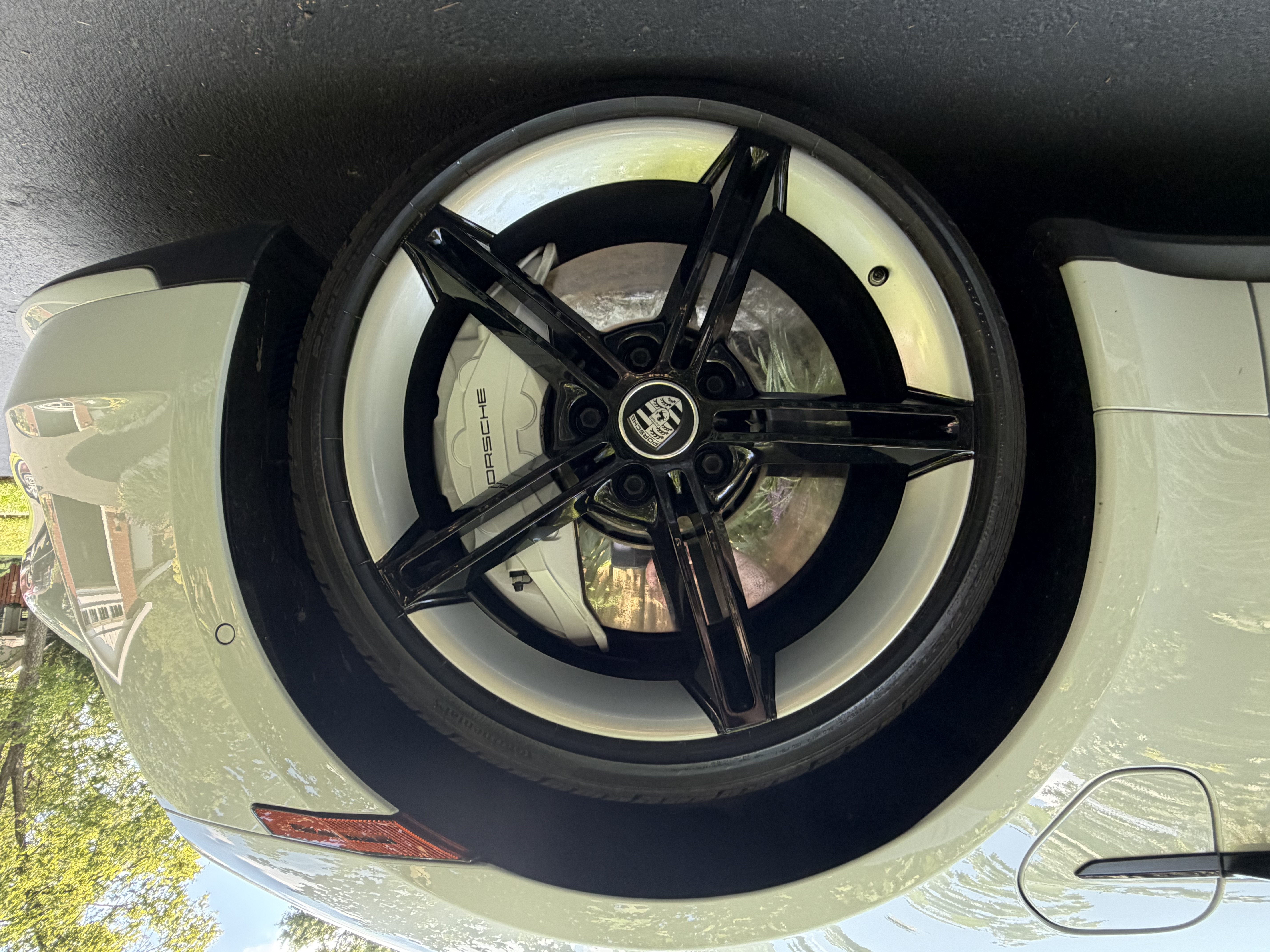 Used 2020 Porsche Taycan AWD/4WD image 20