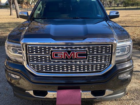 Used 2016 GMC Sierra 1500 Denali w/ Enhanced Driver Alert Package image 2