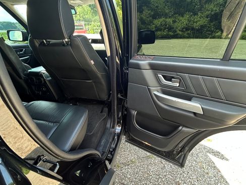 Used 2009 Land Rover Range Rover Sport HSE AWD/4WD image 16