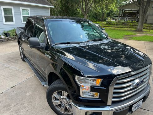Used 2017 Ford F150 XLT w/ Equipment Group 302A Luxury RWD image 1