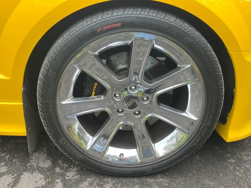 Used 2005 Ford Mustang GT Premium RWD image 11