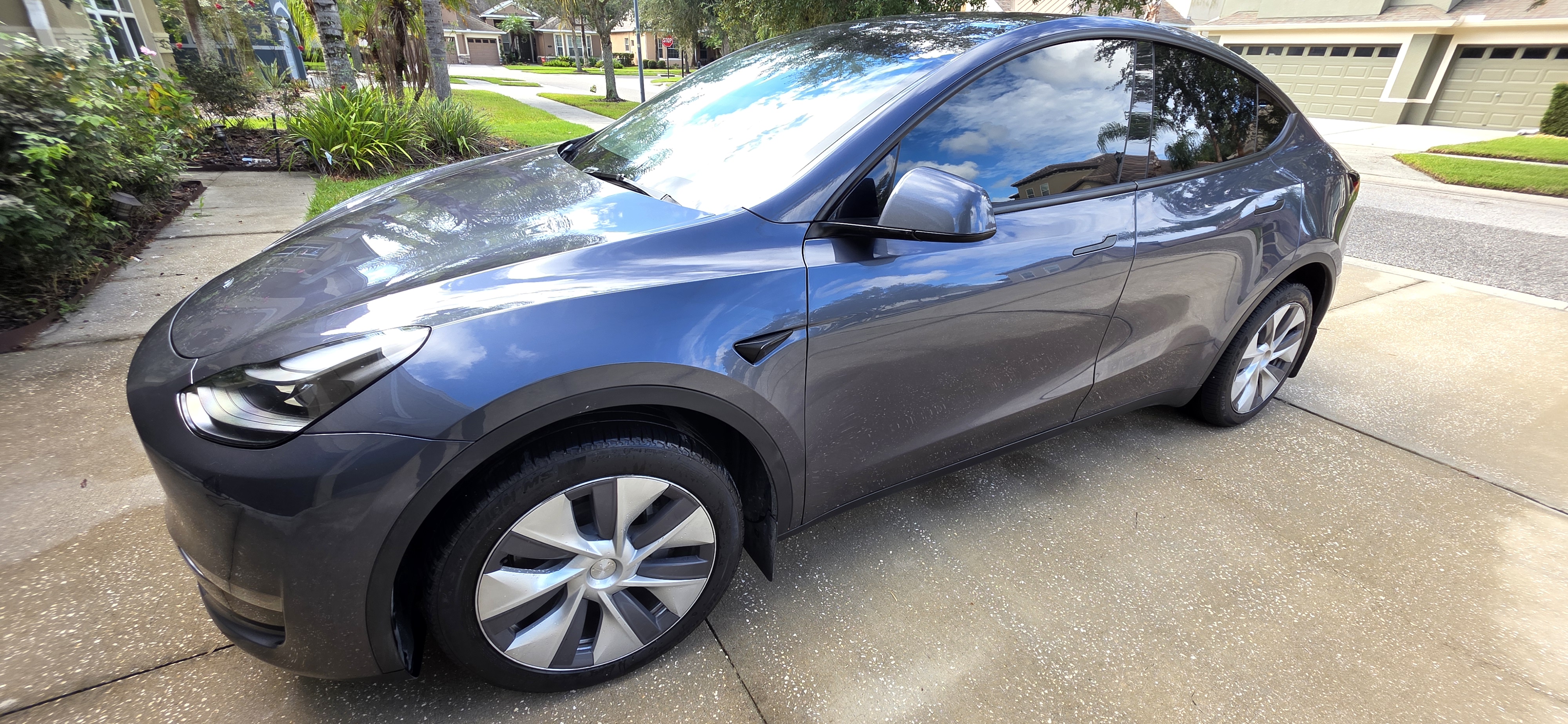 Used 2023 Tesla Model Y Long Range AWD/4WD image 13