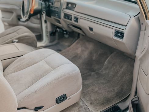 Used 1995 Ford F250 Long Bed image 8