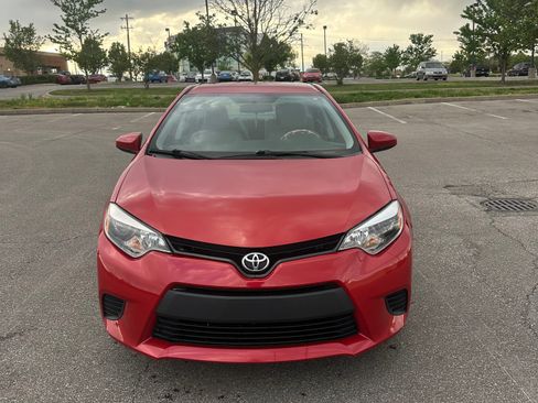 Used 2014 Toyota Corolla LE FWD image 2