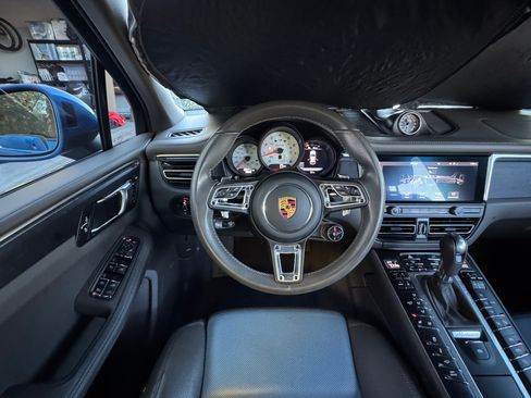 Used 2021 Porsche Macan GTS AWD/4WD image 16