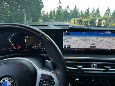 Used 2023 BMW M340i xDrive image 17