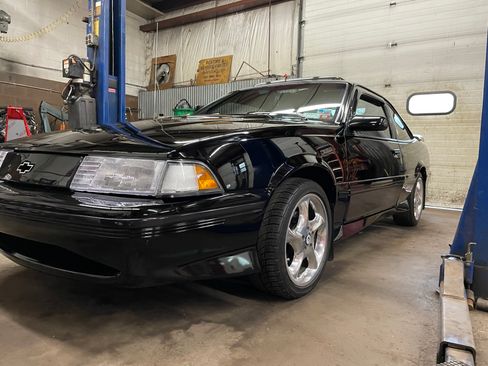 Used 1992 Chevrolet Cavalier Z24 image 6