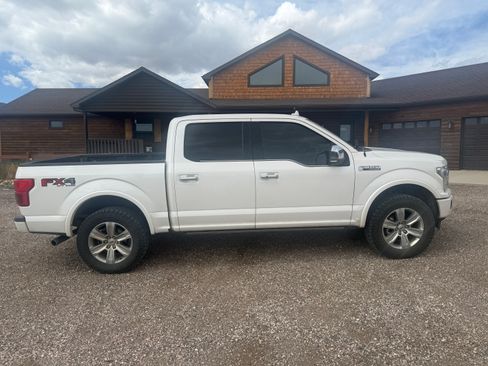 Used 2019 Ford F150 Platinum w/ Technology Package AWD/4WD image 6