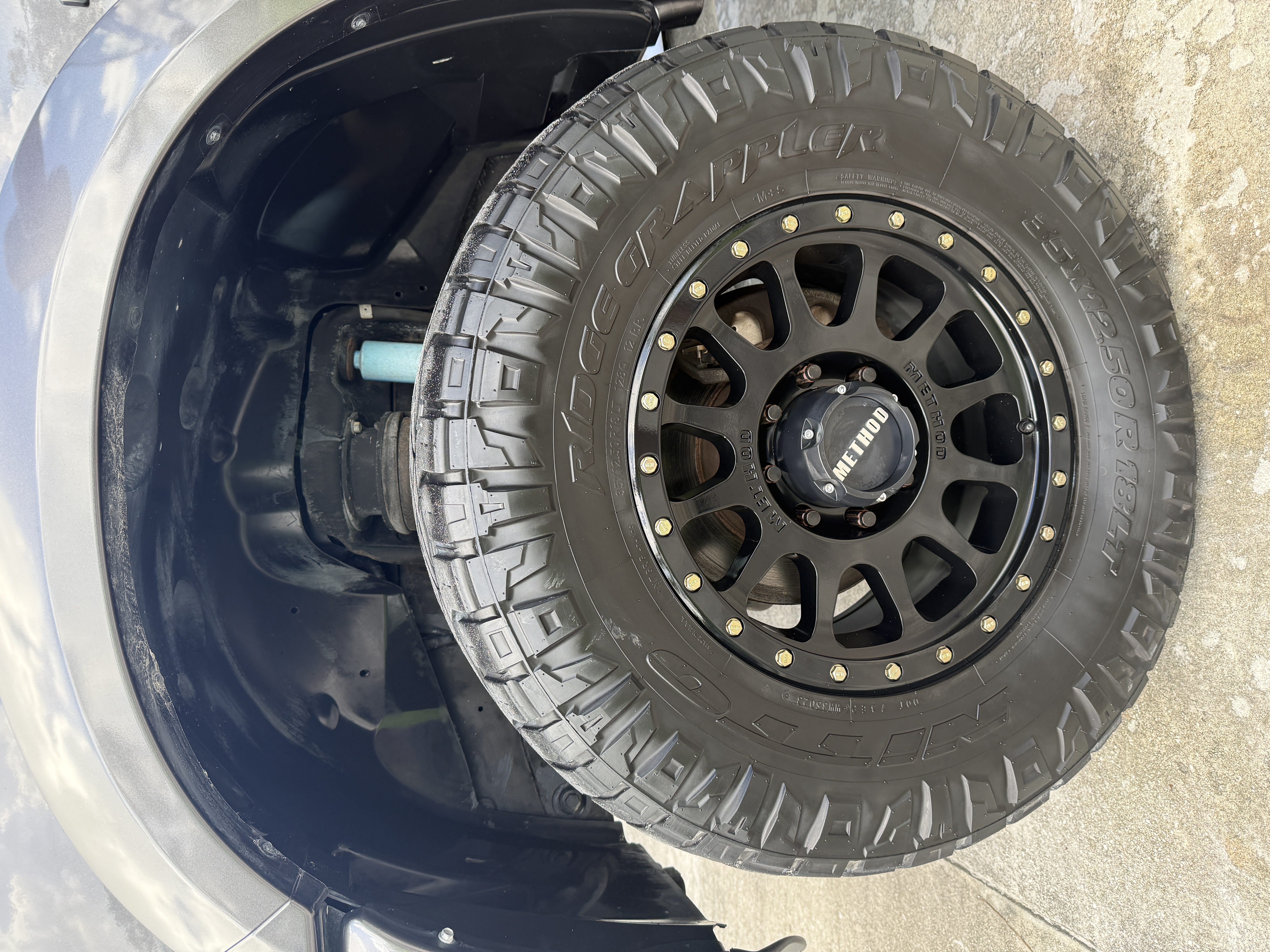 Used 2018 RAM 2500 Laramie w/ Sport Appearance Group AWD/4WD image 6
