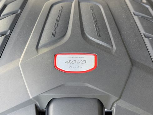 Used 2020 Porsche Cayenne Turbo image 25