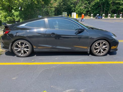 Used 2018 Honda Civic Si image 2