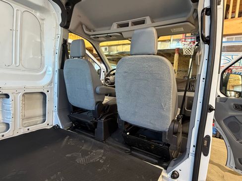 Used 2018 Ford Transit 150 148 Medium Roof image 30