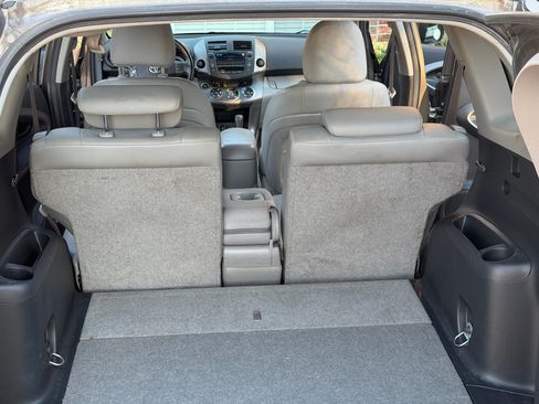 Used 2009 Toyota RAV4 Limited image 24