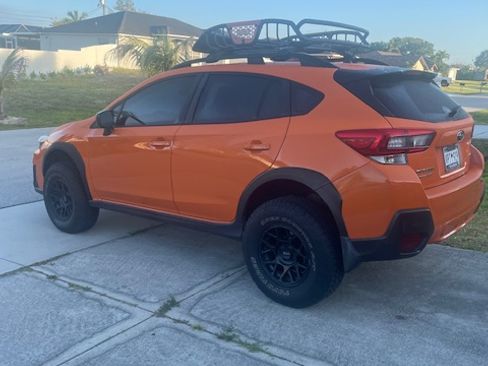 Used 2020 Subaru Crosstrek 2.0i AWD/4WD image 4
