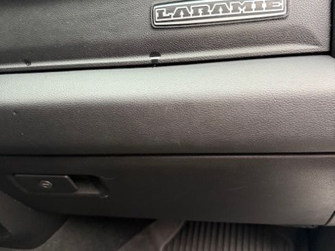 Used 2020 RAM 1500 Laramie image 14