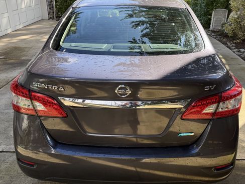 Used 2014 Nissan Sentra SV image 11