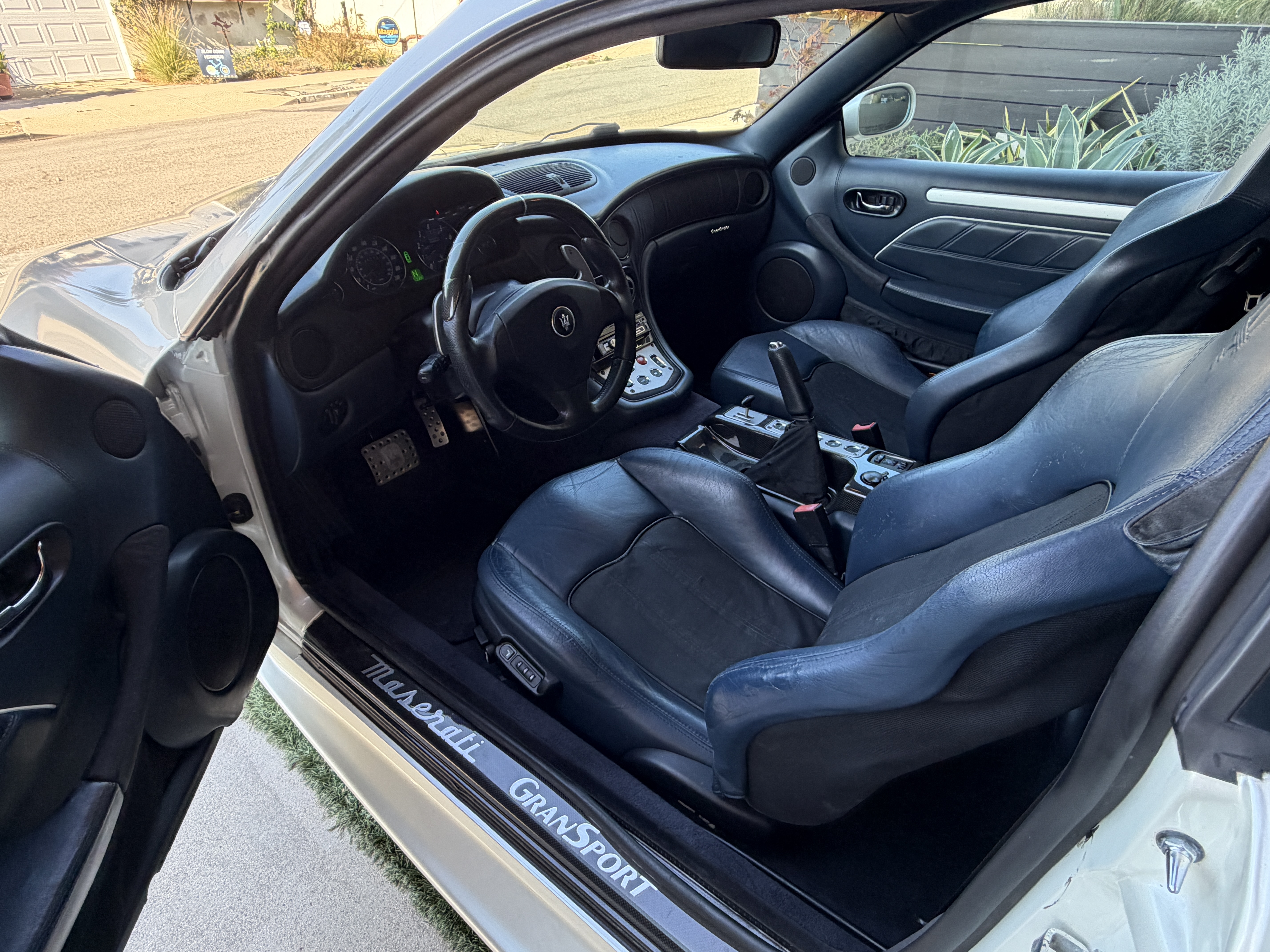 Used 2005 Maserati GranSport Coupe RWD image 13