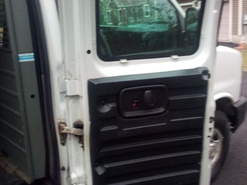 Used 2012 Chevrolet Express 3500 Extended image 11