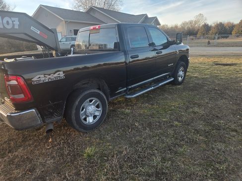 Used 2020 RAM 2500 Tradesman w/ Chrome Appearance Group image 4