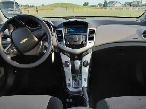 Used 2012 Chevrolet Cruze LS w/ Connectivity Package FWD image 8
