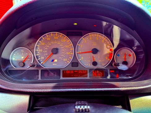 Used 2004 BMW M3 Convertible image 11