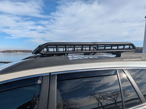 Used 2010 Subaru Outback 3.6R Limited w/ Popular Equipment Group 2A image 9