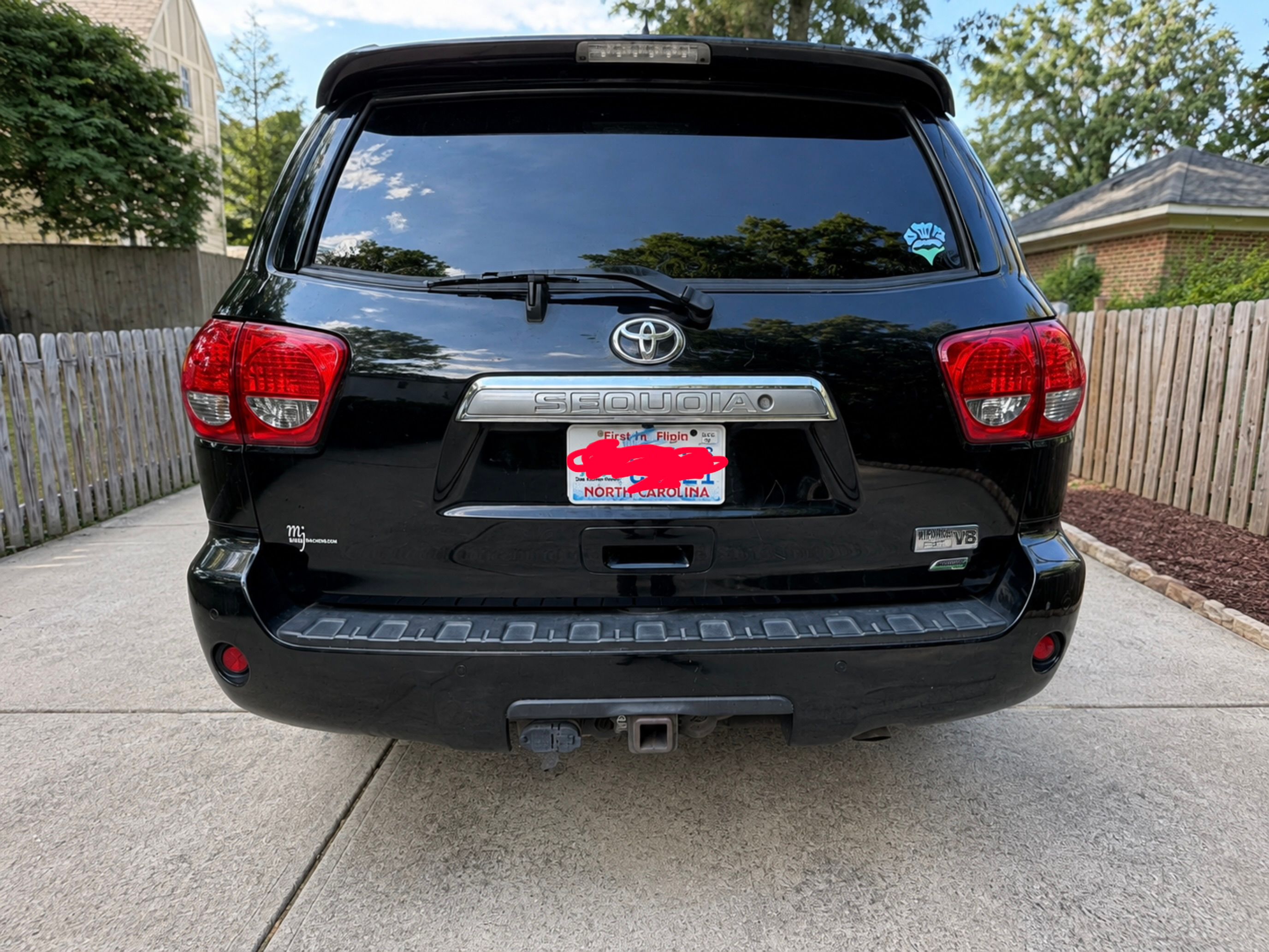 Used 2017 Toyota Sequoia Platinum AWD/4WD image 8