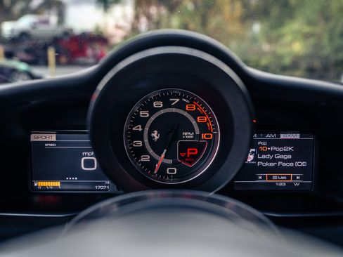 Used 2016 Ferrari 488 GTB image 27