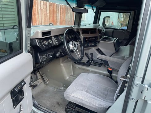 Used 1999 HUMMER H1 4-Door Open Top image 2