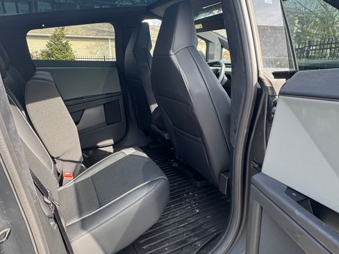 Used 2024 Tesla Cybertruck Cyberbeast image 15