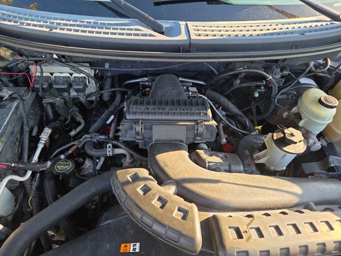 Used 2005 Ford F150 XLT image 16