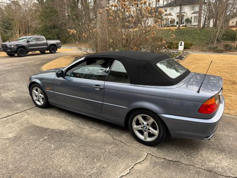 Used 2003 BMW 325Ci Convertible image 4