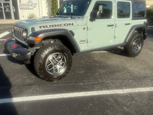 Used 2024 Jeep Wrangler Unlimited Rubicon image 1