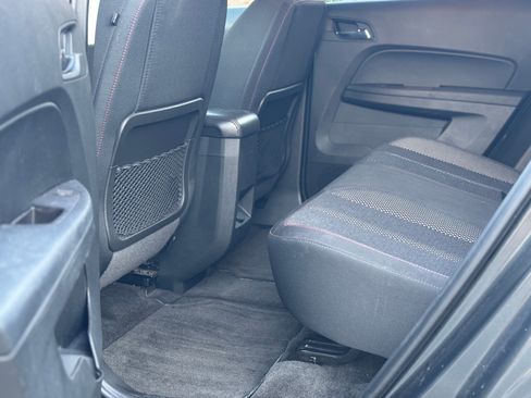 Used 2017 Chevrolet Equinox LT w/ Convenience Package image 13