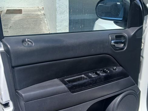 Used 2012 Jeep Compass Latitude image 4