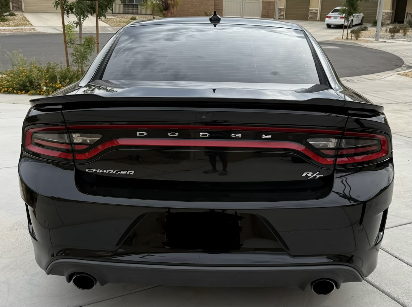 Used 2020 Dodge Charger R/T w/ Plus Group RWD image 4