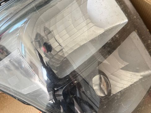 Used 2016 Ford F250 Platinum w/ FX4 Off-Road Package image 10