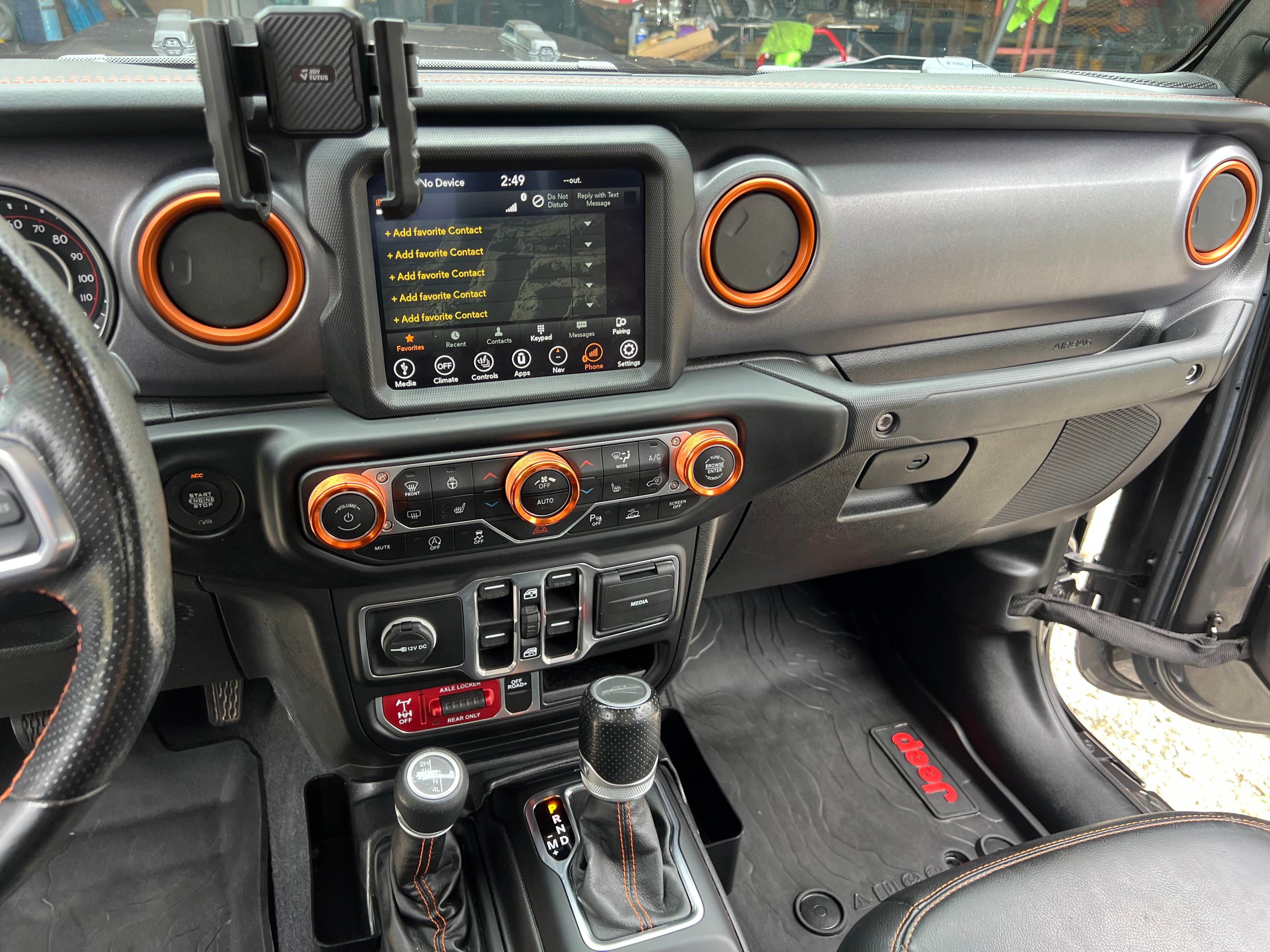 Used 2021 Jeep Gladiator Mojave AWD/4WD image 12