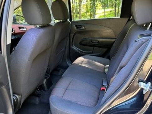 Used 2013 Chevrolet Sonic LT FWD image 6