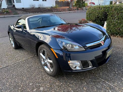 Used 2008 Saturn Sky Red Line image 1