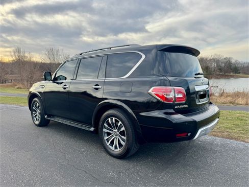 Used 2018 Nissan Armada SL w/ Premium Package image 9