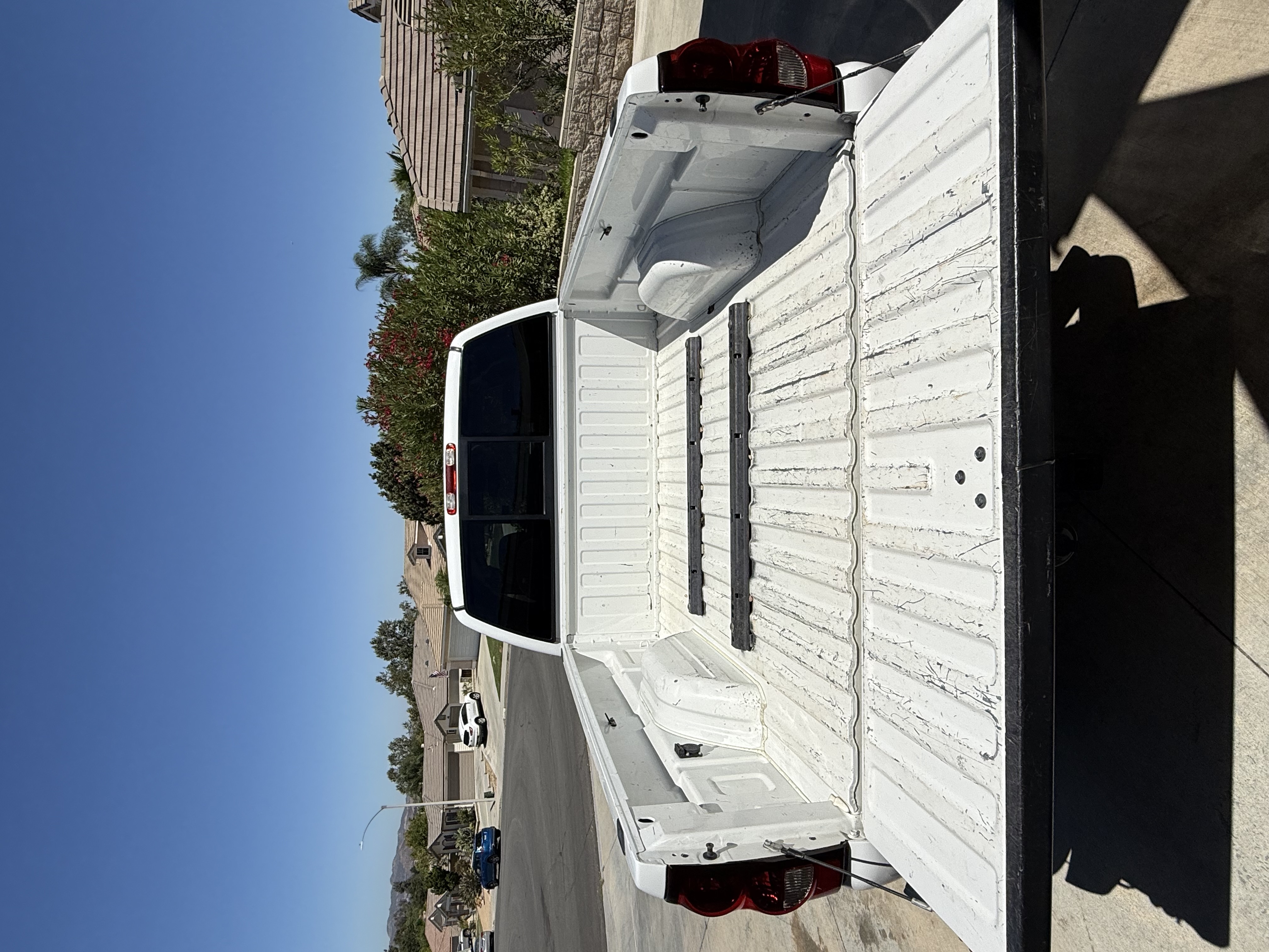 Used 2005 Chevrolet Silverado 2500 LS RWD image 8