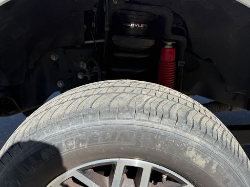 Used 2017 Ford F250 Lariat w/ Lariat Value Package image 7