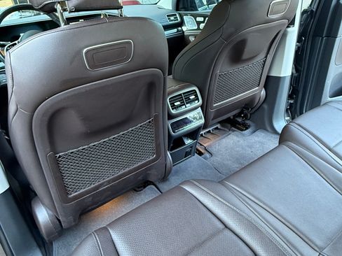 Used 2020 Mercedes-Benz GLS 450 4MATIC image 14