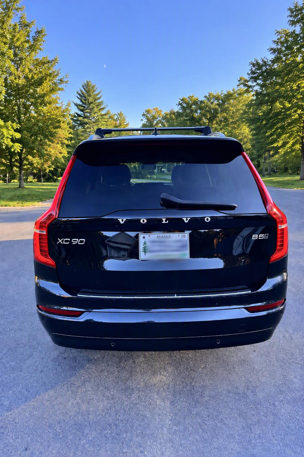 Used 2023 Volvo XC90 B5 Core w/ Protection Package Premier AWD/4WD image 5
