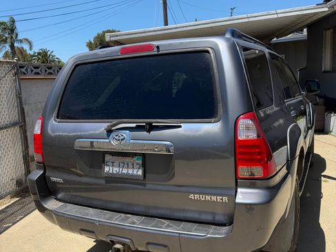 Used 2006 Toyota 4Runner Sport RWD image 5